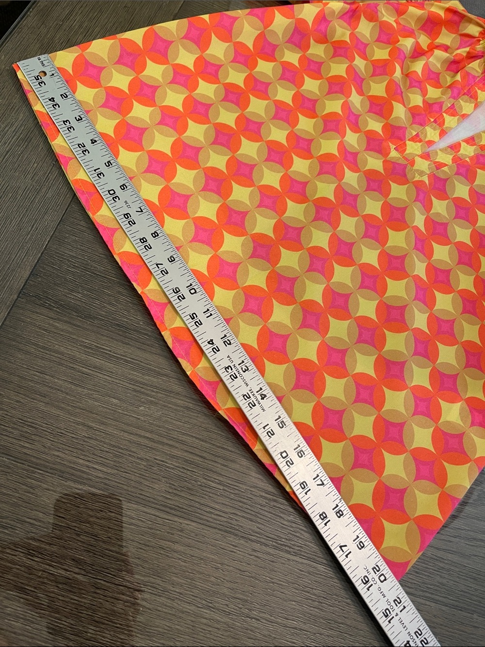 THML Yellow Abstract Split Neck
Printed Puff Short Sleeve Top Size XS - Picture 8 of 14